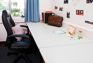 Standard room study desk and chair