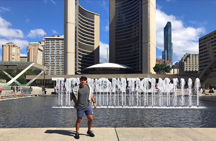 UniHaller Tyson in Toronto sight seeing